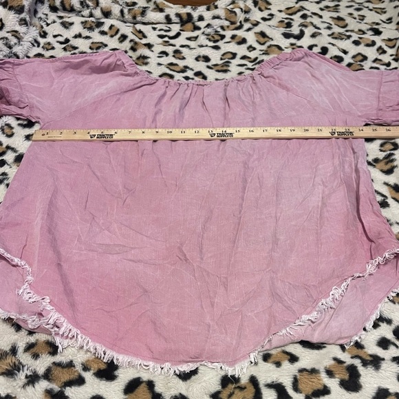 Standard grace boho embroidered raw hem cold shoulder bell sleeve tunic top - Picture 6 of 8